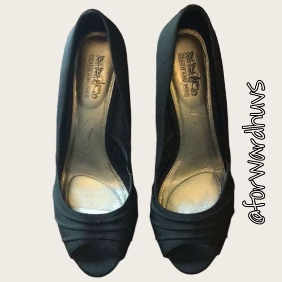 Coach and Four Peep Toe Heels Size 8 - Picture 3 of 12